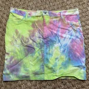 🐸LIKE AN ANGEL Tie-Dyed Stretch Jean Skirt, Size 2X thumbnail 1