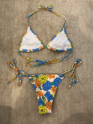 Bathing Suit Multiple Size M thumbnail 2