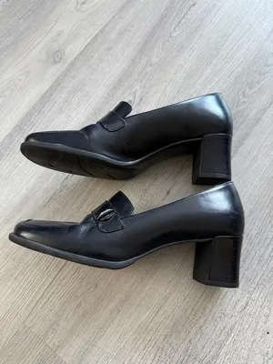 Bandolino Black Leather Mid-Heel Loafers with Silver Accent Size 6.5 thumbnail 3