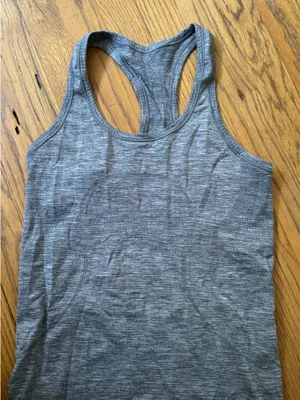 Lululemon Tank thumbnail 1