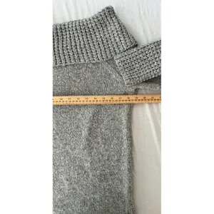 Abercrombie & Fitch Grey Cowl Neck Ribbed Knit Sweater Medium Raglan Sleeve thumbnail 8