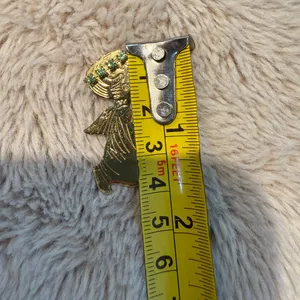 Vintage Gold Tone‎ Costume Green Rhinestone Angel Praying Pin 1.5” thumbnail 3