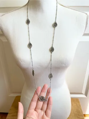 Women’s Long Necklace Silver-tone Sparkly Teardrop Filigree Adjustable thumbnail 2