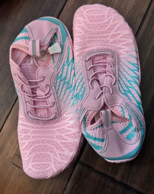 Lightweight Pink Breathable Barefoot Athletic Shoes with Anti-Slip Sole thumbnail 2