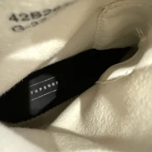 Topshop Beige Heeled Platform Boots new thumbnail 4