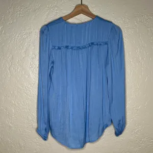T TahariWomen's Satin‎ Blue Pleated Tie V-Neck Long Sleeve Career Blouse Small thumbnail 3