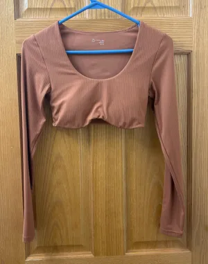 Aerie Offline Cropped Activewear Long Sleeve Top thumbnail 1