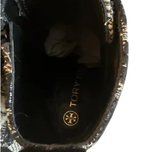 Tory Burch Miller Tweed Lug Sole Combat Boots Black White Size 7 thumbnail 10