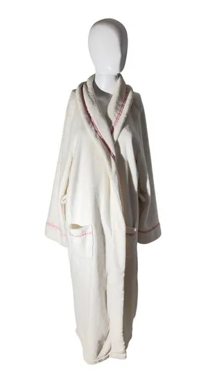 Victoria’s Secret Women’s Robe – Extra Large thumbnail 1