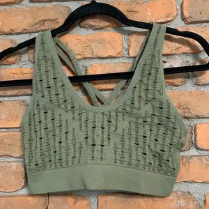 VS Victoria's Secret Sports Bra Size Large Green‎ Mesh Seamless Strappy Pullover thumbnail 1