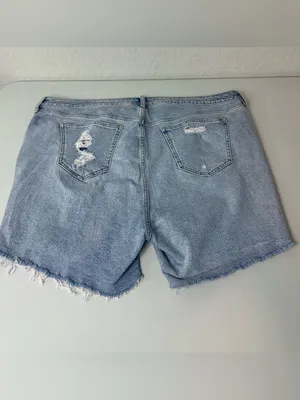 Torrid Women’s Plus 5 Inch Classic Denim HighRise Shorts Medium Wash Size 20 thumbnail 3