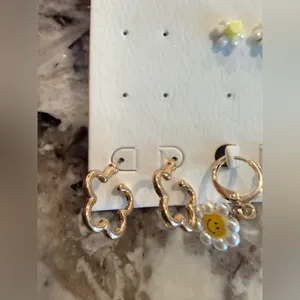American Eagle Assorted Earring Spring Set thumbnail 2