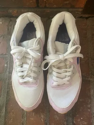 Nike Air Women's White and Light Pink Sneakers size 8.5 (Rm85) thumbnail 1