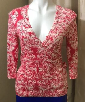Ann Taylor wraparound 3/4 sleeve coral sweater thumbnail 1
