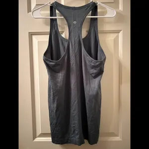 Lululemon Swiftly Tech Racerback Tank Top Size 10 Green Hip Length thumbnail 3