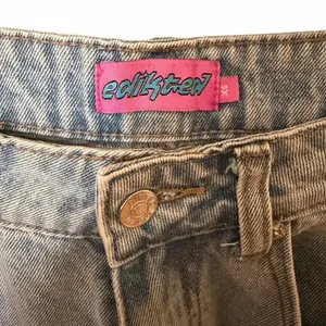 Edikted Light Wash Relaxed Wide Leg Denim Jeans Size XS thumbnail 2