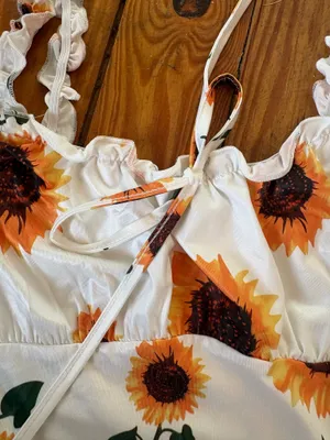 White Sunflower Dress Size M thumbnail 2