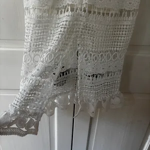 Two Sisters‎ The Label Rivers Dress Size 2 White Lace Illusion Midi Dress Bridal thumbnail 11
