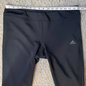 ADIDAS Climacool Workout Capri Tights 
Size XL thumbnail 7