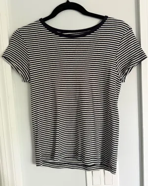 Brandy Melville Top thumbnail 1