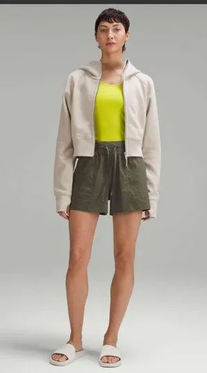 New without tags Lululemon Dance Studio High-Rise Short 3.5" Army Green size 4 thumbnail 1