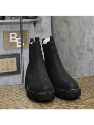 NEW Journee Collection Womens Faux Suede Chelsea Boots Black 8M thumbnail 3