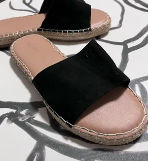 SUEDE SLIDES Black Slip On Sandals Shoes. Women’s Size 8. Worn Once! thumbnail 9