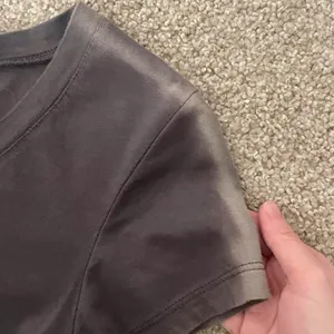 plain gray basic short sleeve t-shirt (read desc before buying) thumbnail 3