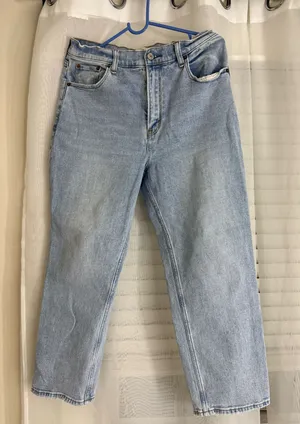 Short Abercrombie Jeans Ultra High-Rise 90s Straight Curve Love thumbnail 1