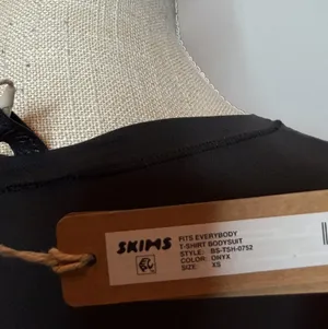 NWT Skims Fits Everybody T-Shirt Bodysuit thumbnail 4