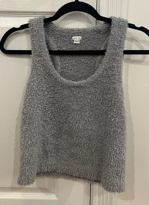 Aerie fuzzy tank  thumbnail 1