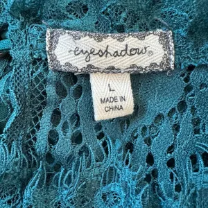 Eyeshadow Teal Short Sleeve Blouse thumbnail 5