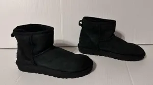 UGG S/N 1016222 black suede winter boots women size 7 thumbnail 1