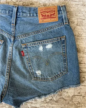 Levi’s 501 Denim Shorts thumbnail 3