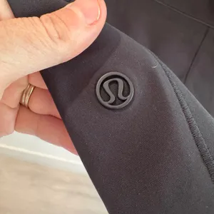 Lululemon Glyde Along Black Hooded Softshell Full‎ Zip Jacket Womens Size 4 thumbnail 6