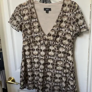 FINAL MARKDOWN Agb ladies top medium thumbnail 1