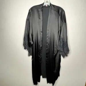 Vintage Victoria’s Secret Long Robe‎ thumbnail 9