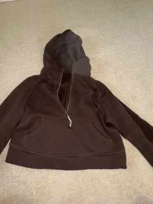 Scuba Lululemon Half-Zip thumbnail 1