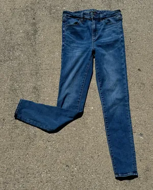 American Eagle Outfitters Blue Jeans thumbnail 1