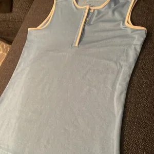 Sleeveless Golf shirt Size XS thumbnail 3