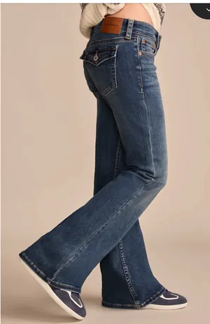 Lucky Brand Jeans Low-Rise Flare Denim 8/29 thumbnail 4