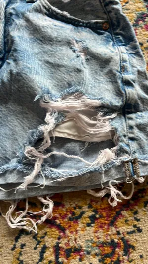 American Eagle Distressed Mom Jean Denim Shorts thumbnail 6
