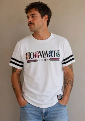 Universal Studios Harry Potter Hogwarts Alumni White Varsity Graphic T-Shirt XL thumbnail 1