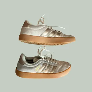 Adidas Court 2.0 Womens white Suede Metallic Rose Gold Sneakers Low Top size 9 thumbnail 4
