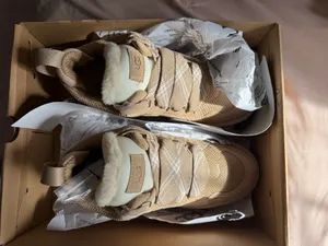 UGG CA805 Classic Weather Platform Boots W10 thumbnail 2