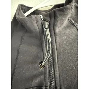 Lululemon Define‎ Jacket Black Full Zip Size 8 Breakaway from Cancer Logo thumbnail 4