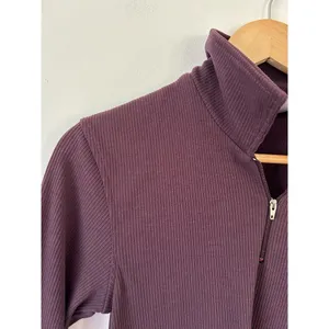 The North Face womens top size S maroon quarter zip ribbed material thumbnail 2