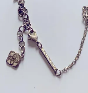 Kendra Scott- Azalea pendant necklace thumbnail 3