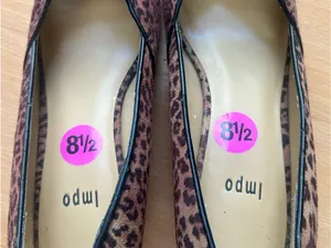 Leopard Heels 8.5 Peep-Toe Leopard print mid Heel in Brown & Black by lmpo thumbnail 6