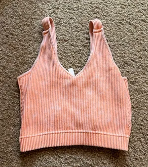 Coral/pink crop top thumbnail 1